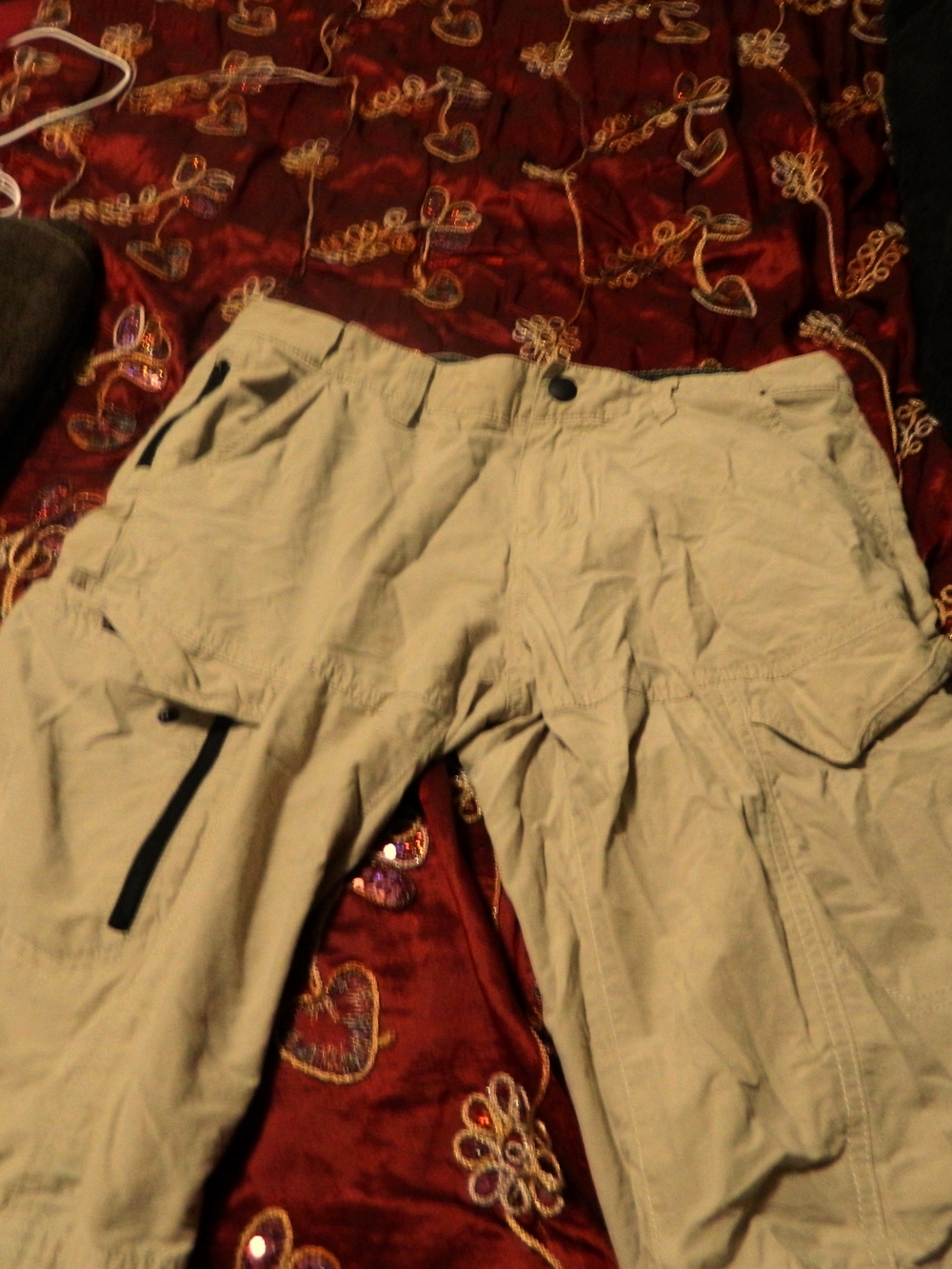 Men's Cargo Shorts in Light Khaki - Unbranded